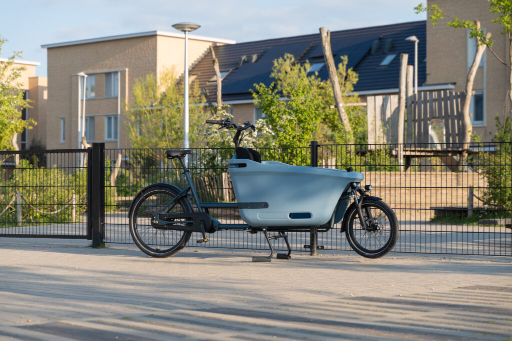 Dolly Joy cargo bike parked outside the school